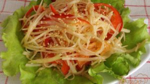 Салат из кольраби с болгарским перцем