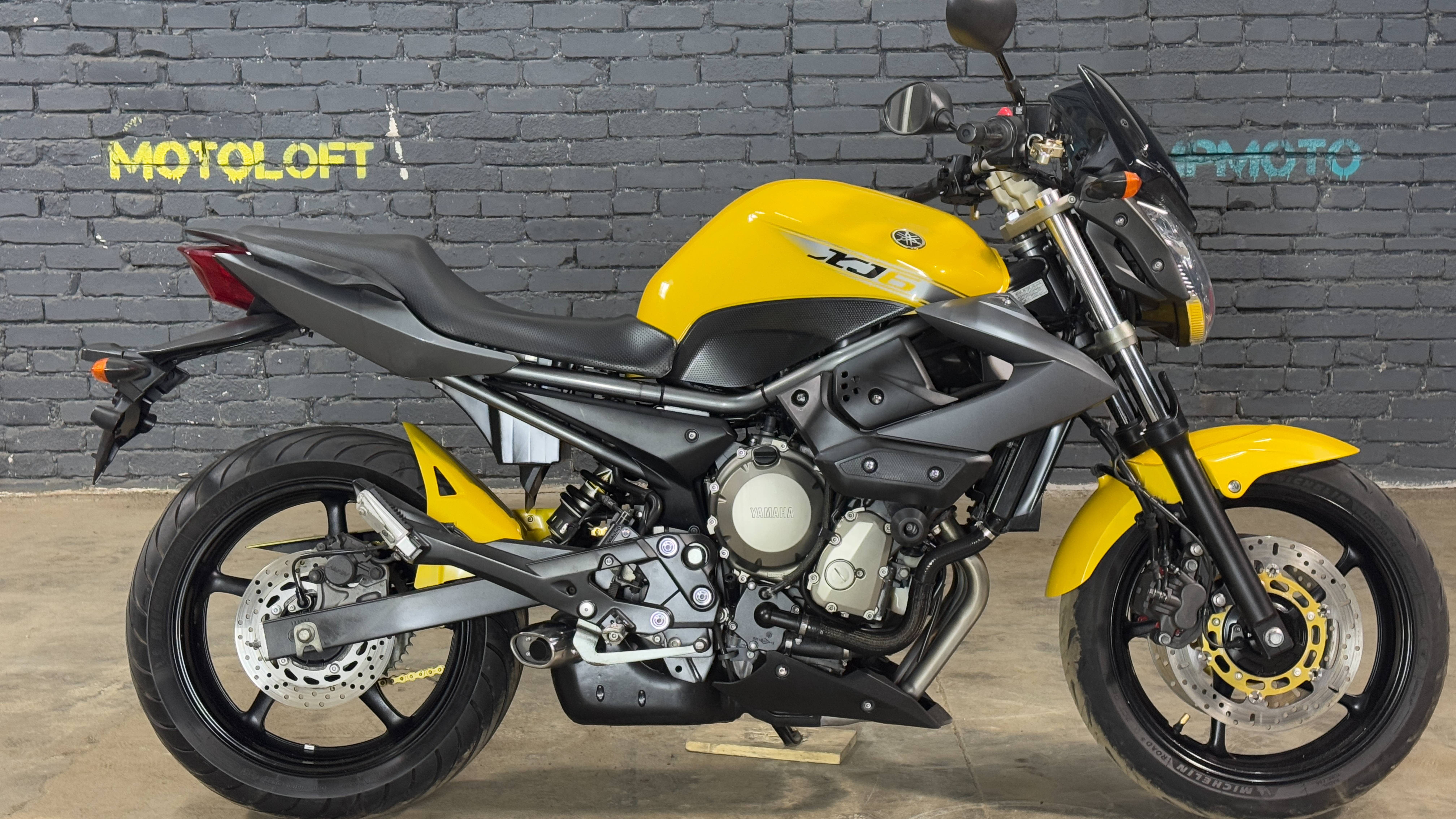 Yamaha XJ6 смотреть онлайн
