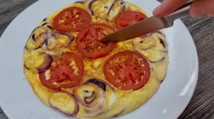 Воздушный сырный омлет на сковороде - вкусно и сытно_ простые идеи для завтрака, а можно и ужина