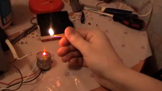 Добываем огонь самодельным лазером смотреть онлайн