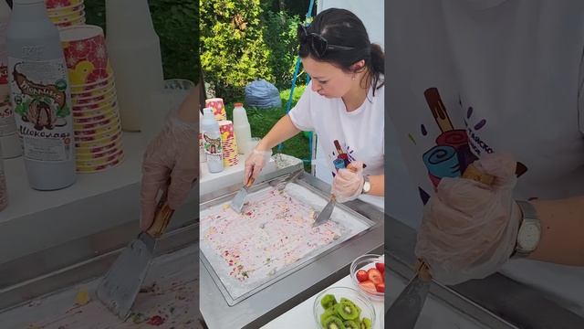 Приготовление тайского мороженого в прямом эфире смотреть онлайн