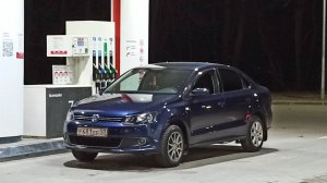 Фольксваген Поло2013г 1 владелец. Некраш.Максимальная комплектация.Родной пробег. Ни одной ржавчинки