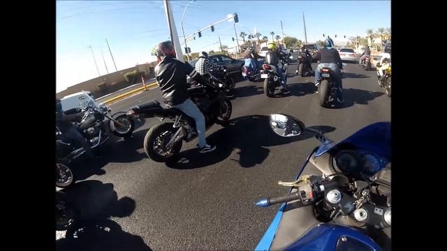 Kawasaki Ninja Zx12r cruising with Nissan Skyline GTR