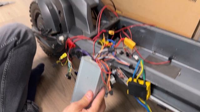 ПРОВОДКА KUGOO G1 PRO - РАЗБОР смотреть онлайн