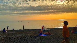 А дельфинов вы увидите в Турции? Отель Альмира в Адлере. Но в Сочи дорого...