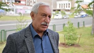 Новые лиственницы высажены по улице Ленина