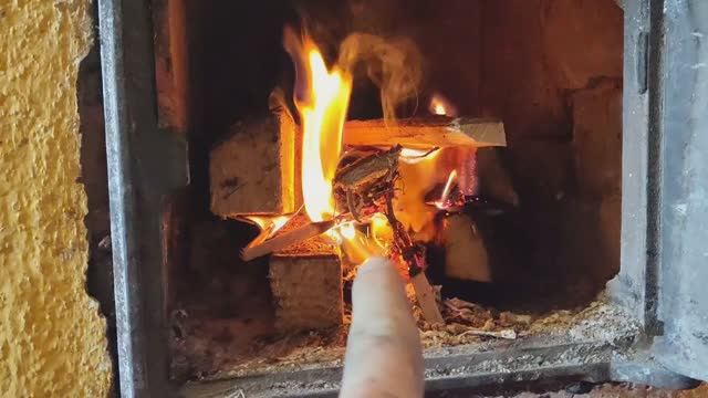 Как растопить печь.