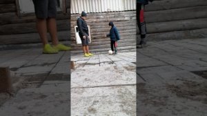 Показываем финты известных футболистов