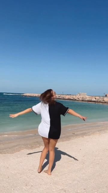 Угадай страну?🥳#отдых #отпуск #отпускнаморе #влог #влогикаждыйдень #блогер #путешествие #отдыхмечты смотреть онлайн