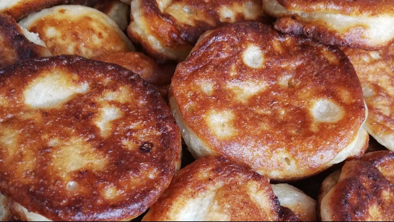 КАК ПРИГОТОВИТЬ ПЫШНЫЕ ОЛАДЬИ | ТВОРОЖНО-БАНАНОВЫЕ ПЫШКИ-БЛИНЧИКИ | МАСЛЕНИЧНЫЕ БЛИНЫ смотреть онлайн