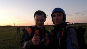 Первый прыжок с парашютом.