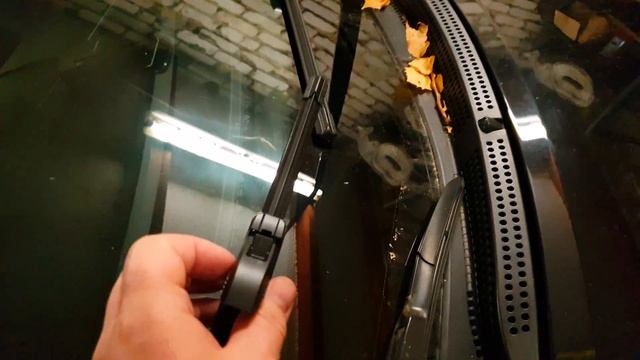 Как поменять дворники на Киа Рио 3 смотреть онлайн