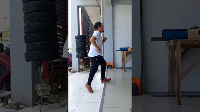 PE 102 (08883) 3 minutes Step test смотреть онлайн