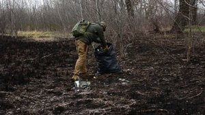 Уборка мусора у реки 28.03.2025