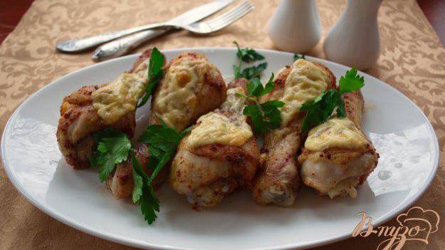 Куриные голени под сыром