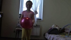 Настя не пускает деда пить пиво