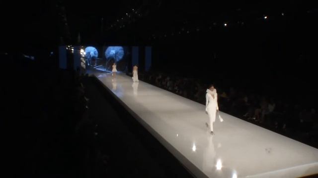 שבוע האופנה 2014 - התצוגה של לי גרבנאו смотреть онлайн