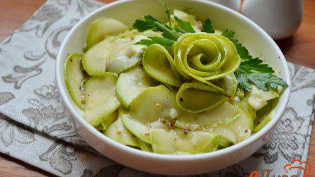 Острая закуска из кабачков
