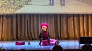 Шабуркина Полина 8 лет "Прогулка по Парижу"