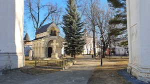 Зачем каждый час на колокольне Спасо-Евфимиевского монастыря в Суздале звучит колокольный звон?