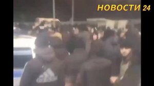 ПО 15 ЛЕТ КАЖДОМУ! Мигранты и их родственники явно не были готовы услышать столь жёсткое решение.mp4