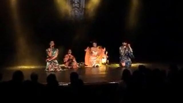 el mikado, noietes virginals, luz de gas 14,11,02 cia. guilingolong teatro musical смотреть онлайн