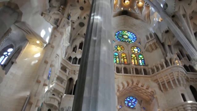 La Sagrada Familia Barcelona, Spain 2011 смотреть онлайн