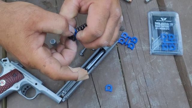 Does Your 1911 Need a Shok-Buff? смотреть онлайн