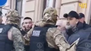 ЭТО НАЧАЛО КОНЦА!  МИГРАНТЫ напали на судебных приставов и избежали ответственности.mp4