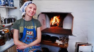 ЖИЗНЬ В УРАЛЬСКОЙ ГЛУБИНКЕ ｜ ИСПЕКЛА ПИРОГ В ПЕЧИ ｜ ВНОВЬ ВСЁ БЕЛЫМ-БЕЛО