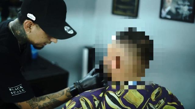 ¡SILER NOS VANDALIZO LA BARBERIA! #BARBERLIFE BLOG 1 смотреть онлайн