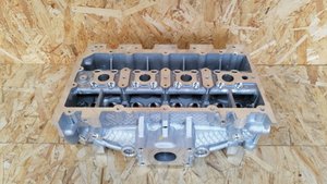 ГБЦ (головка блока цилиндров) НОВАЯ оригинальная для Volkswagen с двигателем 1.6 CWV