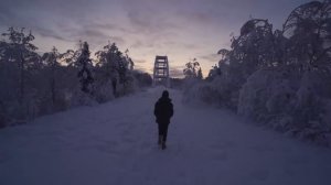 ЖИЗНЬ В ЯКУТСКЕ! - САМЫЙ ХОЛОДНЫЙ И ЗАМЕРЗАЮЩИЙ ГОРОД В МИРЕ! ПОПЫТКА ВЫЖИТЬ ПРИ