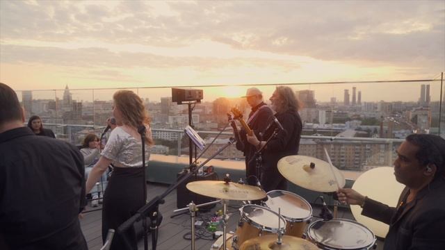 Золотые хиты Грэмми 70-80-х от звёзд джаза | ROOFEVENTS смотреть онлайн