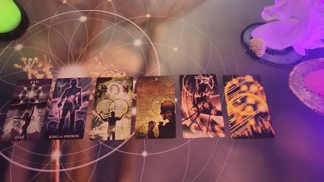 Солнечное затмение. Выход из коридора. Расклад на Таро.