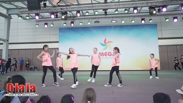 Waack Attack | Waacking | Dance Studio Olala