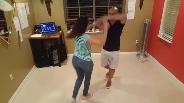 Sombrero Salsa Casino - Sombrero Steps, Move, Figura, Turn Demo - Salsa Con El Pelon (Salsa Cubana) смотреть онлайн