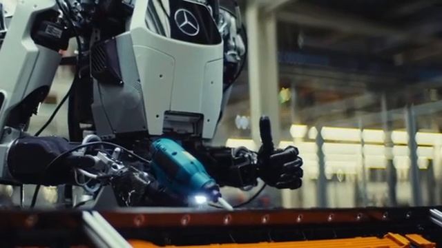 Современный рабочий на автозаводе!! смотреть онлайн