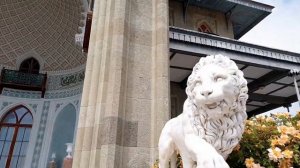 Экскурсия Три дворца из Ялты (Воронцовский, Ливадийский, Ласточкино гнездо)