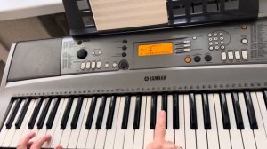 Привет. Юра Шатунов. по просьбе подписчицы. Аккорды.Как играть на синтезаторе