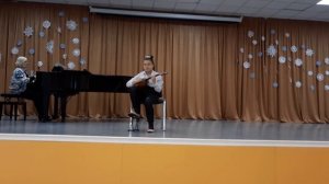 Безбородова Вероника, домра, средняя группа