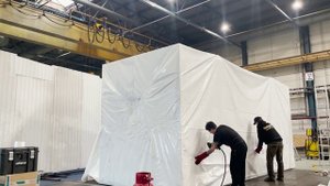 Герметичная упаковка груза в пленку - Fastpack