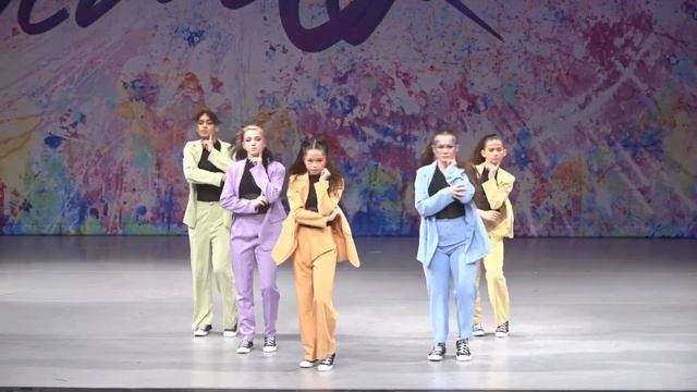 SpiceBoyz Waacking Club Style Teen Small Group Open 2022 смотреть онлайн