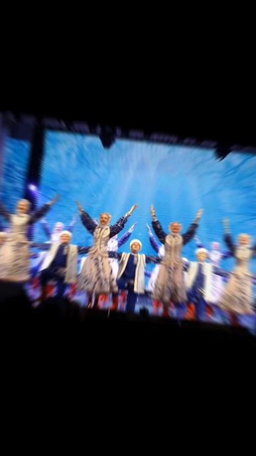 Ансамбль народного танца Метелица. Моменты народного танца смотреть онлайн