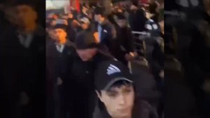 Москва.Примерно такая сейчас обстановка на перекрытых улицах в связи с празднованием Ураза-байрама.