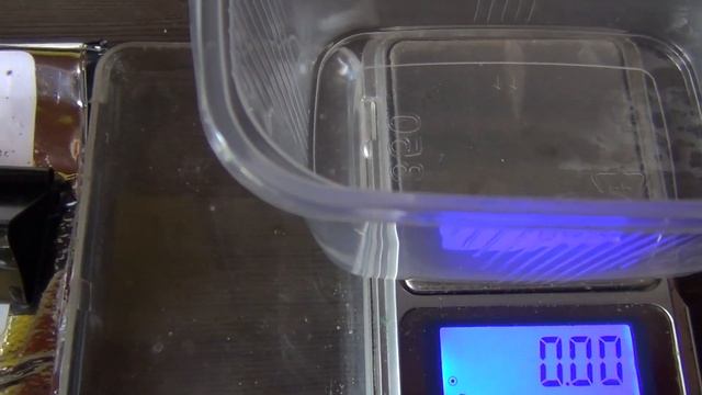 3 я серия. Домашнее виноделие. ДРОБЛЕНИЕ винограда. ВВОД ДРОЖЖЕЙ и ФЕРМЕНТОВ смотреть онлайн