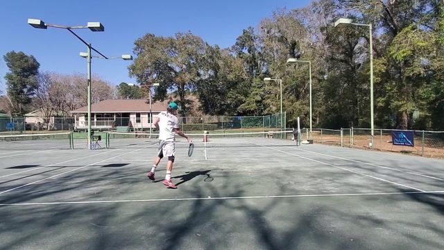 Lobster Liberty Elite Tennis Ball Machine Demonstration (Trial Run) смотреть онлайн