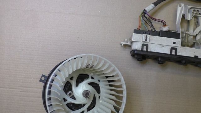 Вентилятор печки Крайслер #Chrysler #克莱斯勒 смотреть онлайн