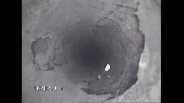 Bad casing in an oil well - IET Downhole Camera смотреть онлайн