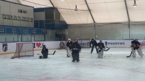 Тренировка вратарей 30.03.205. Образцов Владимир на воротах.